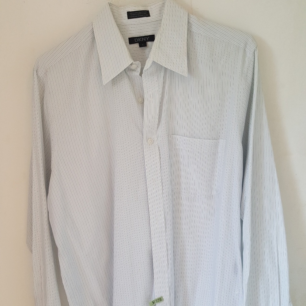 Men's collared dress shirt